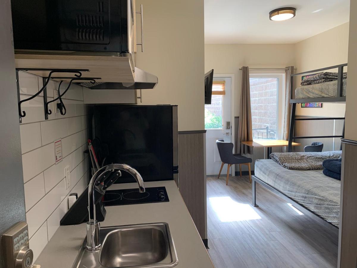 Jasper Downtown Hostel Экстерьер фото