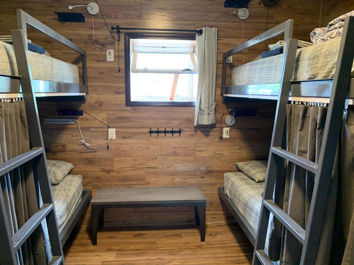 Jasper Downtown Hostel Экстерьер фото