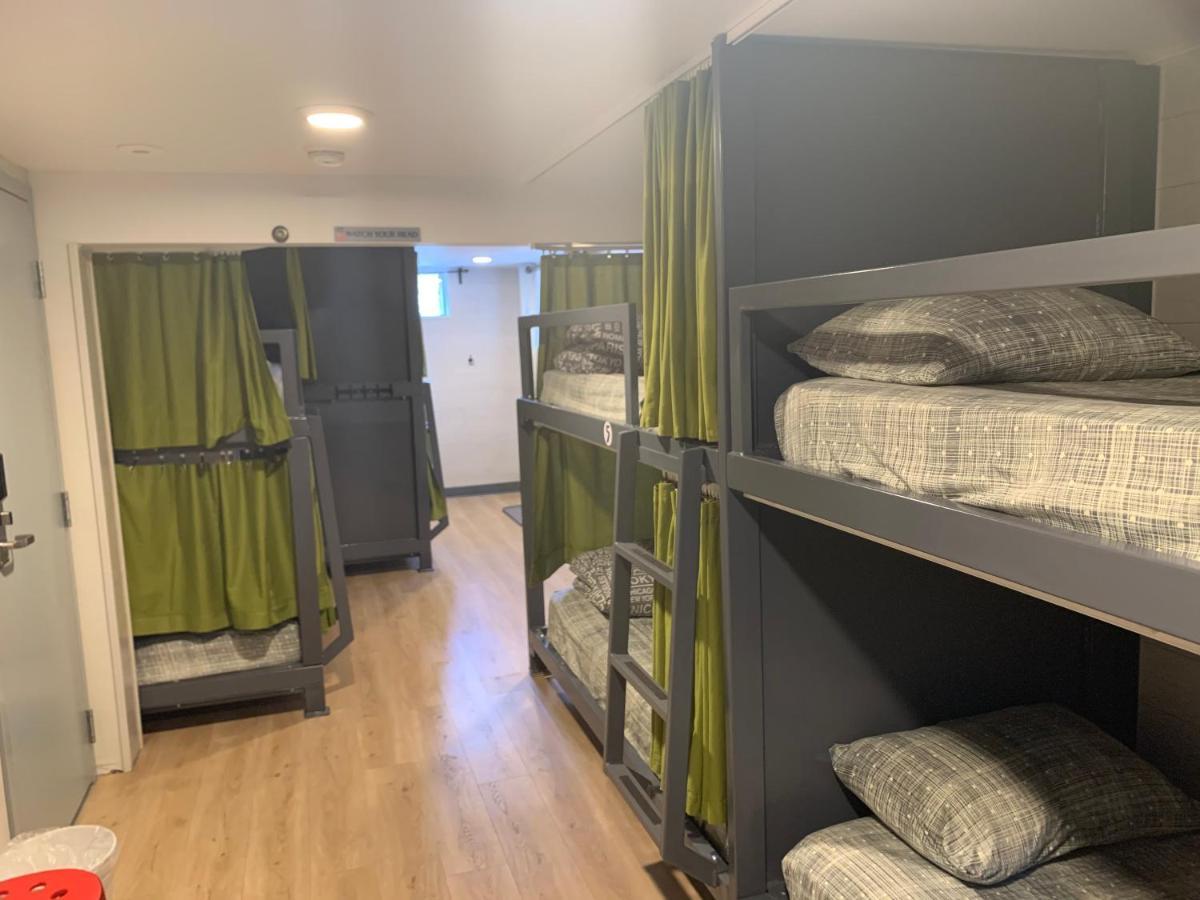 Jasper Downtown Hostel Экстерьер фото