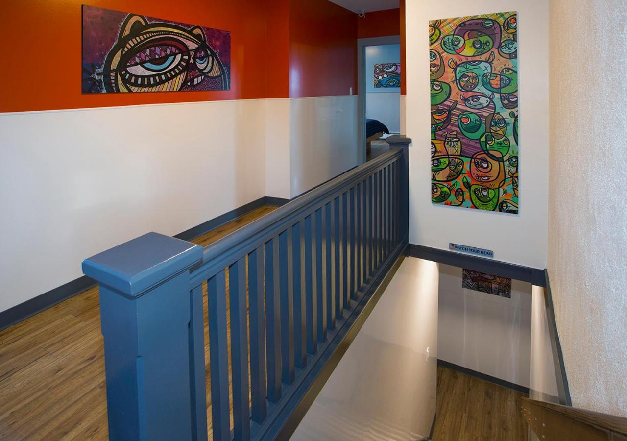 Jasper Downtown Hostel Экстерьер фото